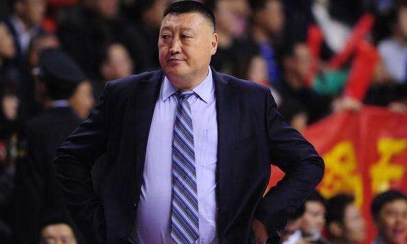 马布里北控主教练视频,北控男篮主教练马布里