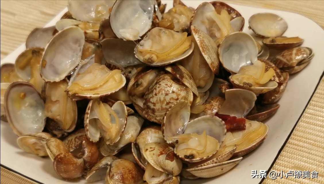 去青岛必吃红岛小蛤蜊,青岛海鲜黄皮蛤蜊吃法