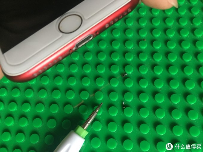 iphone7换电池防水是不是不行了,iphone7官方换电池会喜提新机吗