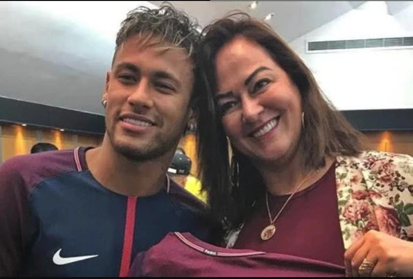 电视都不敢这么演，迷弟为接近内马尔，竟然恋上内马尔52岁的母亲