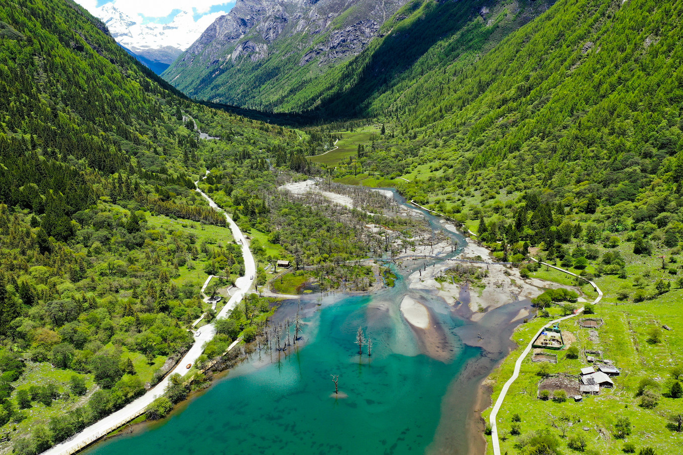 距离成都最近的户外天堂，这里比瑞士、阿尔卑斯还美