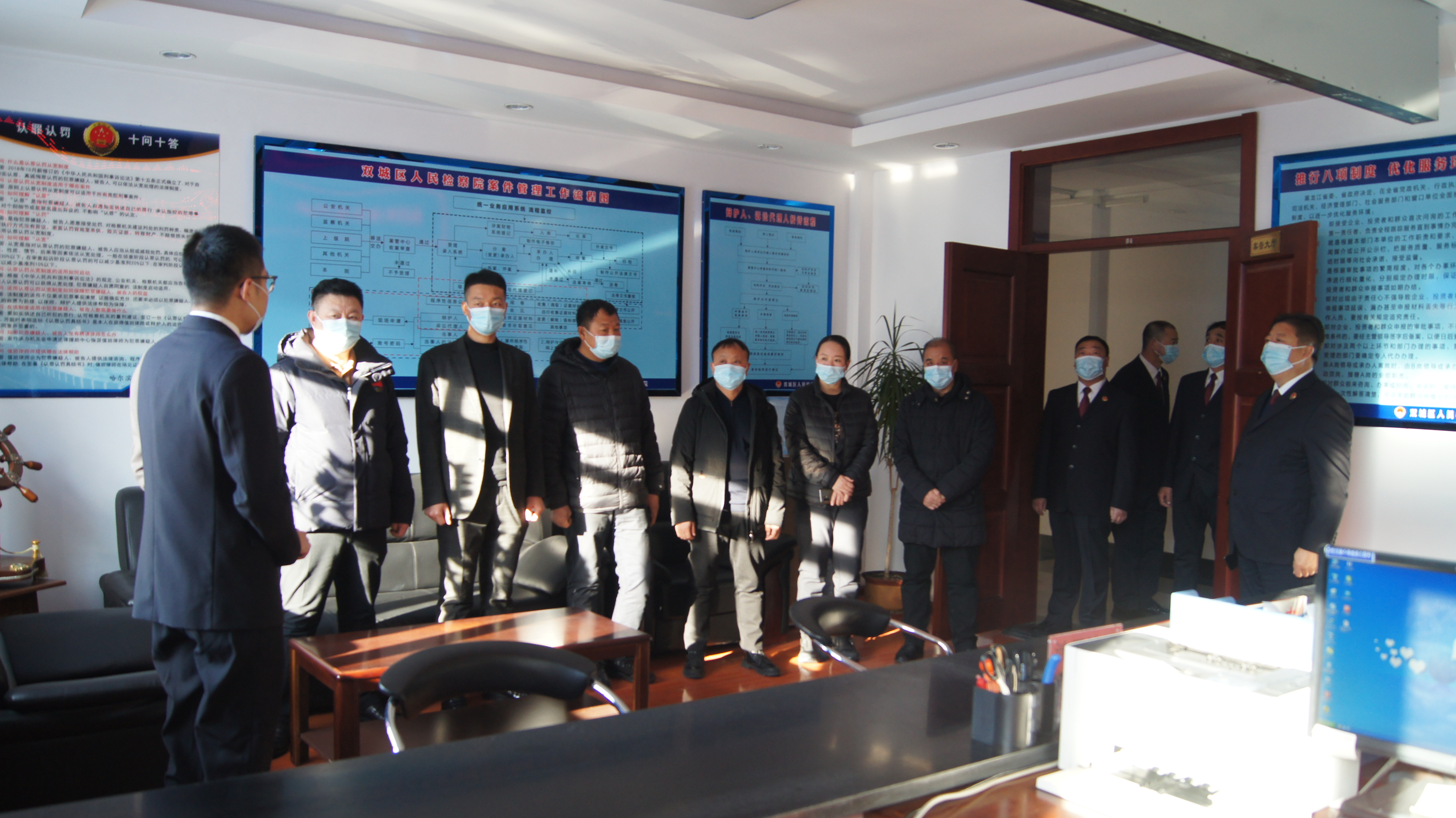 真心实意听职工心声,听民声为群众办实事