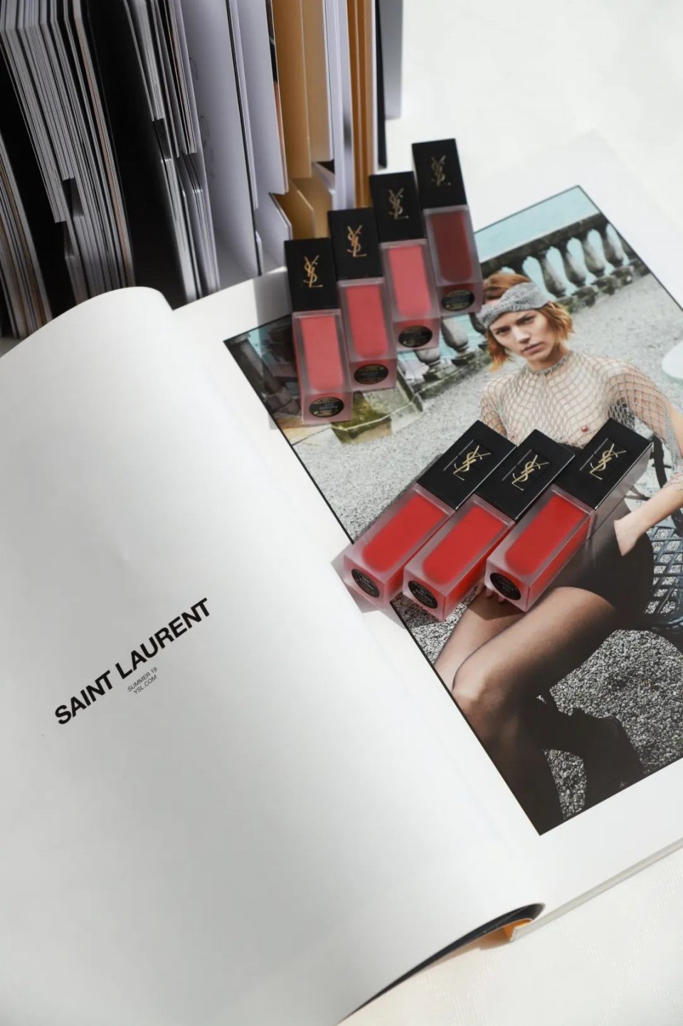 2023ysl黑管镜面唇釉推荐必买色号,ysl黑盖丝绒磨砂唇釉212