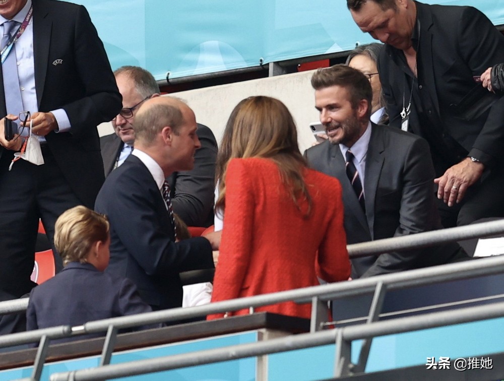 皇家吉祥物,乔治王子英格兰队