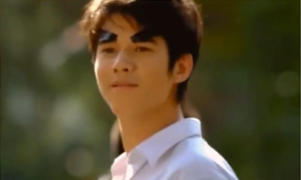 丑女表白校草无数次,丑女喜欢上帅哥