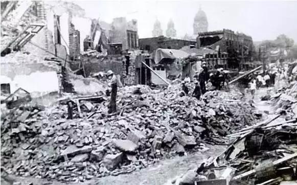 “您家住哪啊？”“我啊？河西尖山儿！”