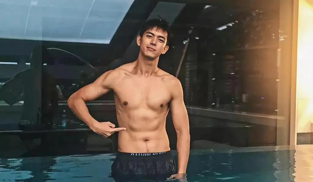 荷尔蒙爆棚的男明星的肌肉,痞帅行走的荷尔蒙男明星