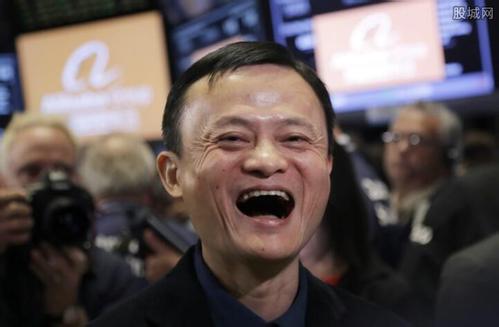马云30倍融资撬动3000亿,阿里腾讯37亿投资小红书