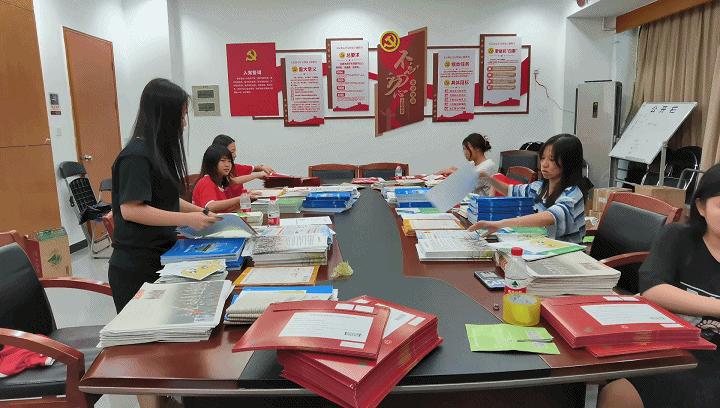 录取通知书好看的一本大学,盘点各大学精美录取通知书