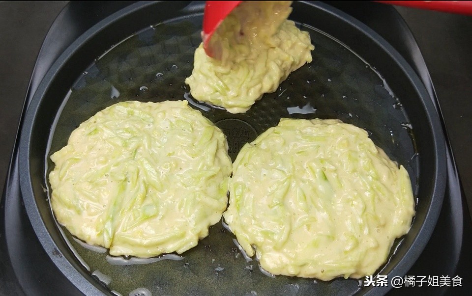 家常烙饼最好吃的做法,又酥又软的家常烙饼简单做法