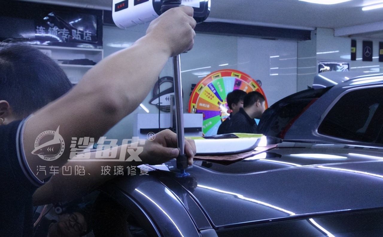 车顶凹陷修复要多少钱,宝马320车顶凹陷修要多少钱