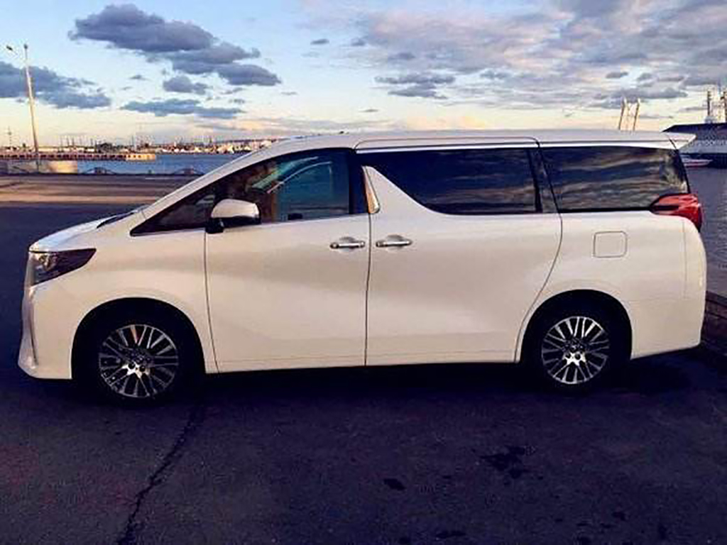 平行进口丰田埃尔法3.5加价多少钱,丰田埃尔法加价卖的原因