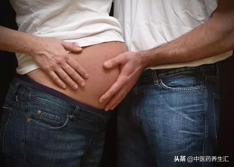 婴儿脐带处绳子缠绕最佳解决方法,宝宝绑脐带全过程