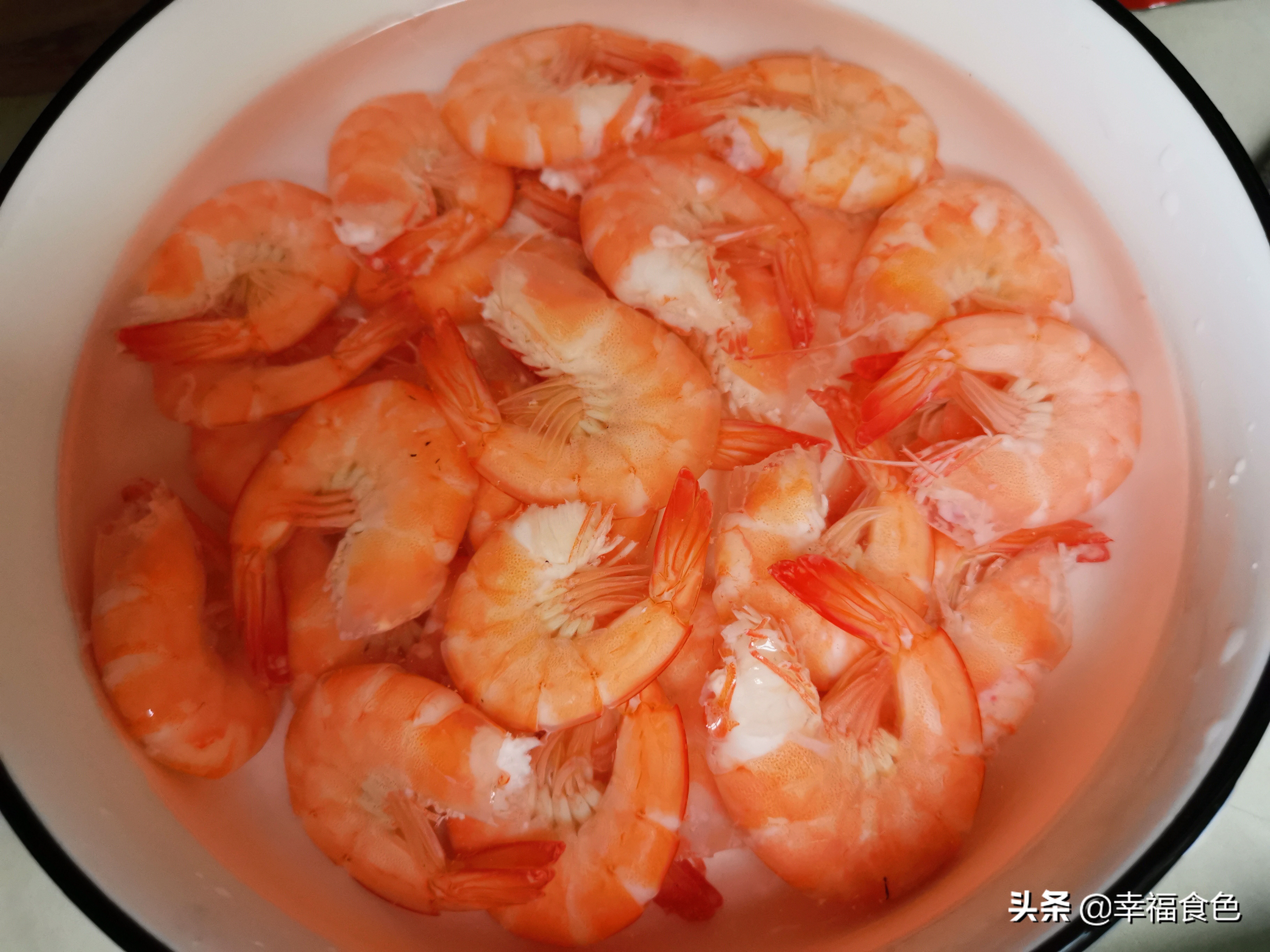 酸辣爽口柠檬虾在家自己做,酸辣柠檬虾最简单做法