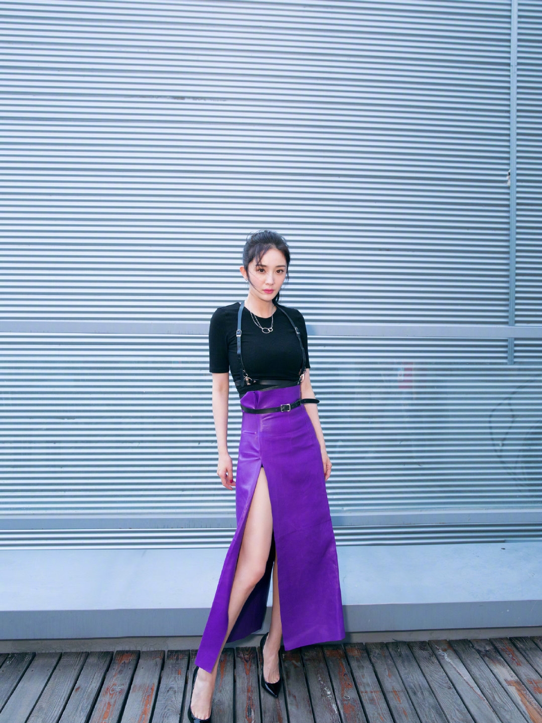 大幂幂穿搭技巧,大幂幂西装皮裤