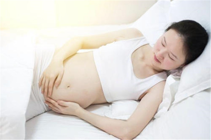 孕妇的肚脐凸好还是凹好,为什么有些孕妇肚脐眼要凸起好丑