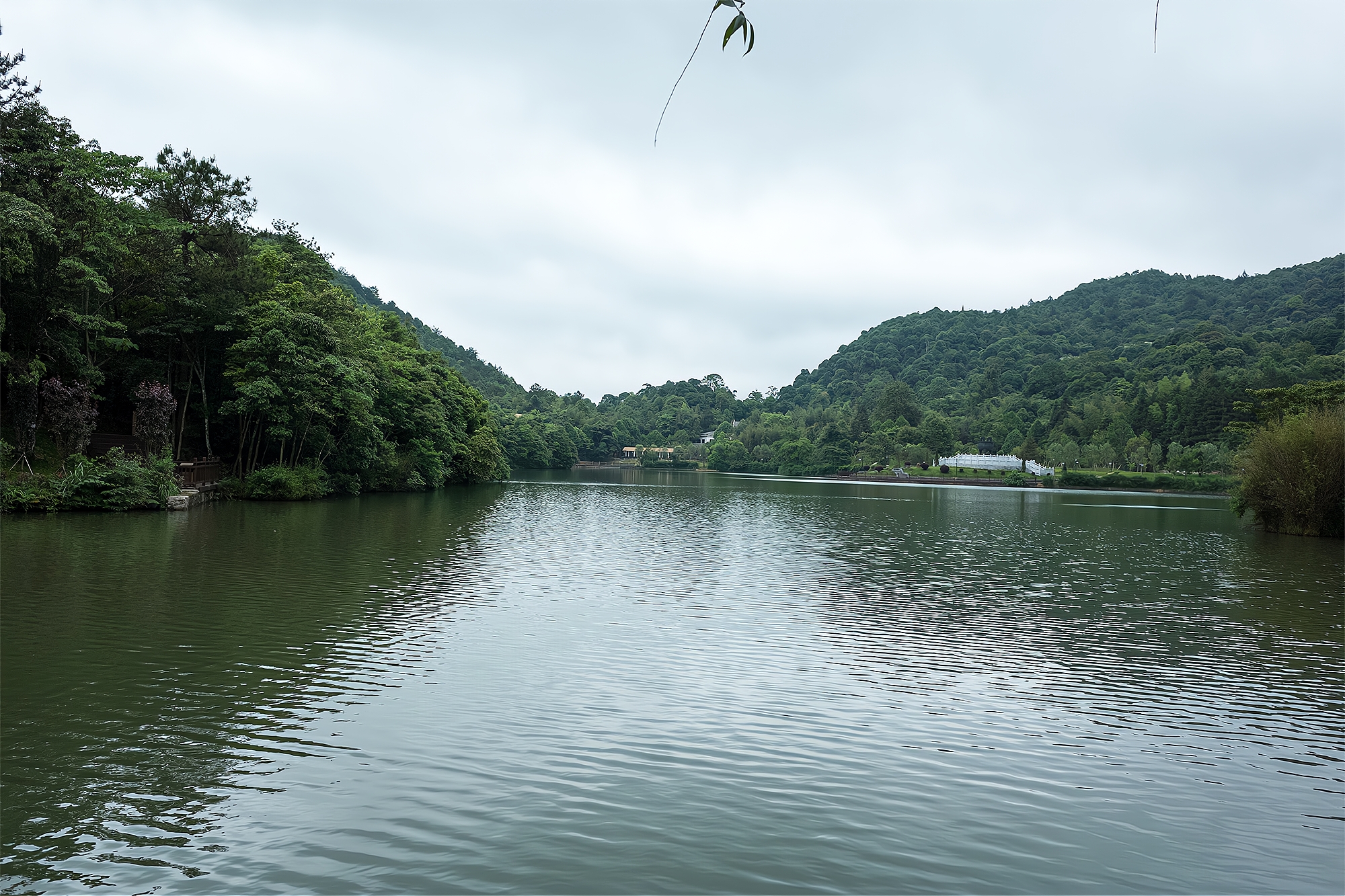 江西安远三百山，香港居民饮用水源头就在这，被誉为“东江之源”