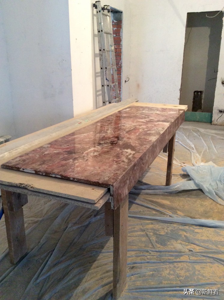 人造大理石叫什么名,真正的大理石和普通石材