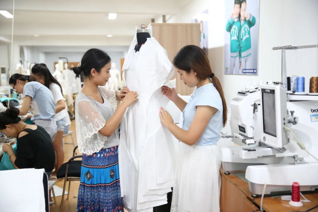 江阴这所学校，有个省级“高水平群”