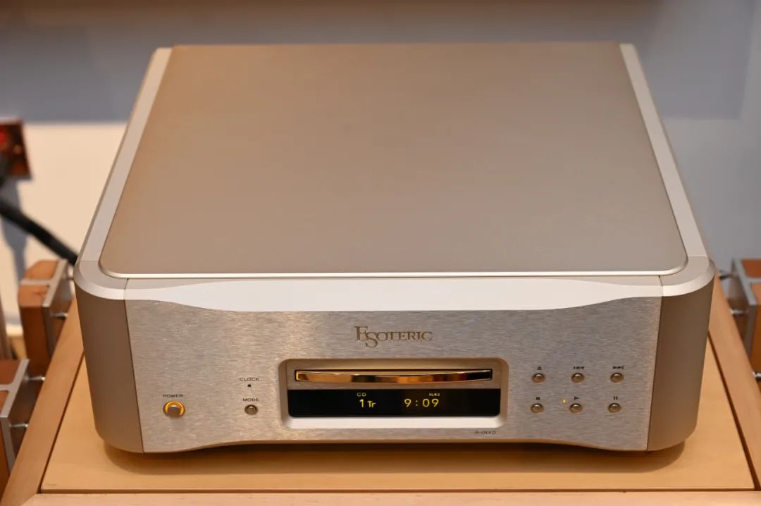 领峰·声越美声色俱佳的Acapella与darTZeel