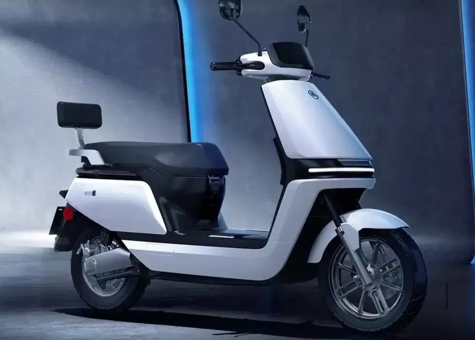 爱玛大功率三轮最新电动车,爱玛大功率电动车多少钱一台