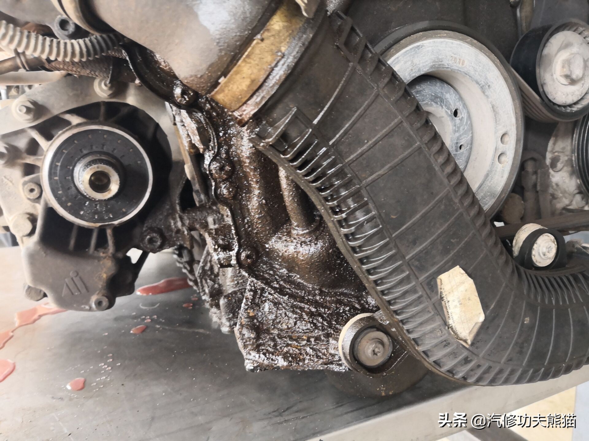 大众途观发动机烧机油维修多少钱,2010款大众途观严重烧机油