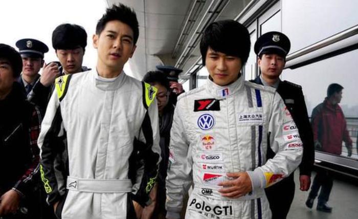 韩寒这几年的样子,韩寒是如何走出事业低谷期的