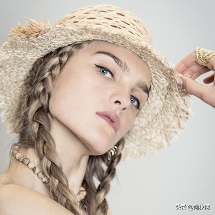 洗脸用什么能使皮肤水嫩嫩,天气冷怎么用洗面奶洗脸