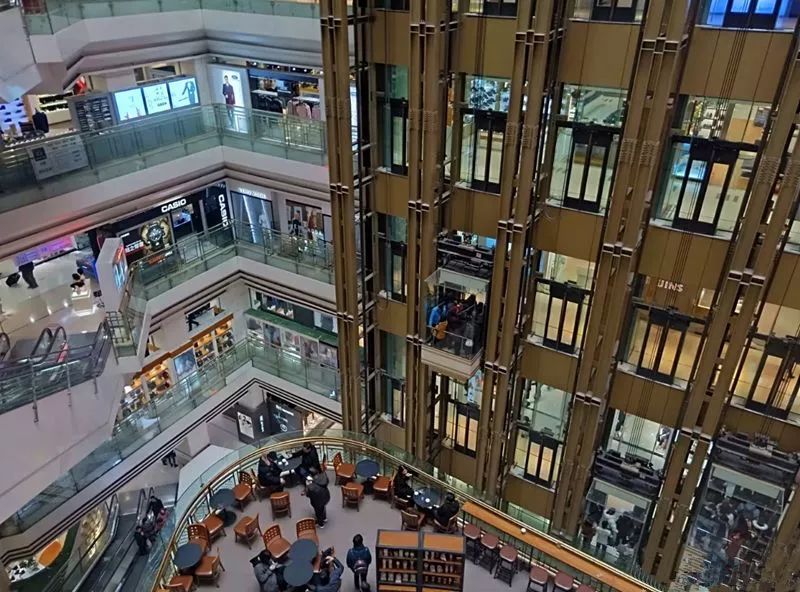 上海南京路各大商场,上海南京路步行街地下商场