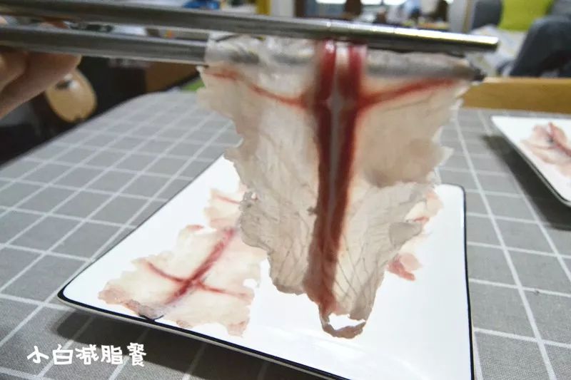 斑鱼片切法教程,斑鱼片正确切法