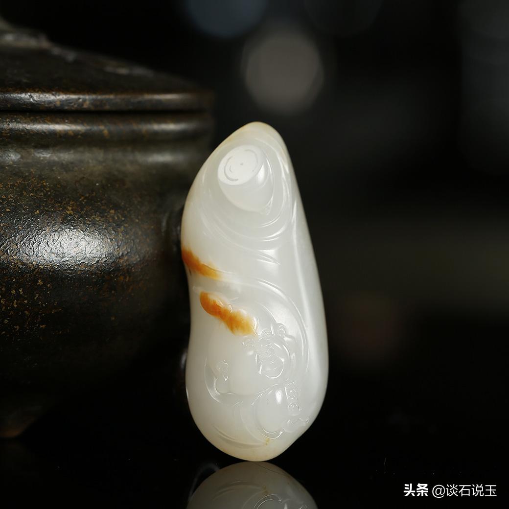 和田玉哪种颜色的玉石最好,和田玉的定义及颜色分类