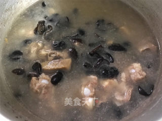 咸肉排骨怎么蒸好吃又不腻,咸肉排骨腌笃鲜正宗做法