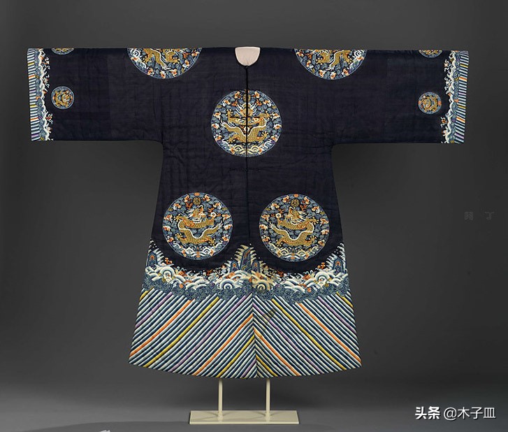 清代贵妇服饰,清朝贵妇装扮