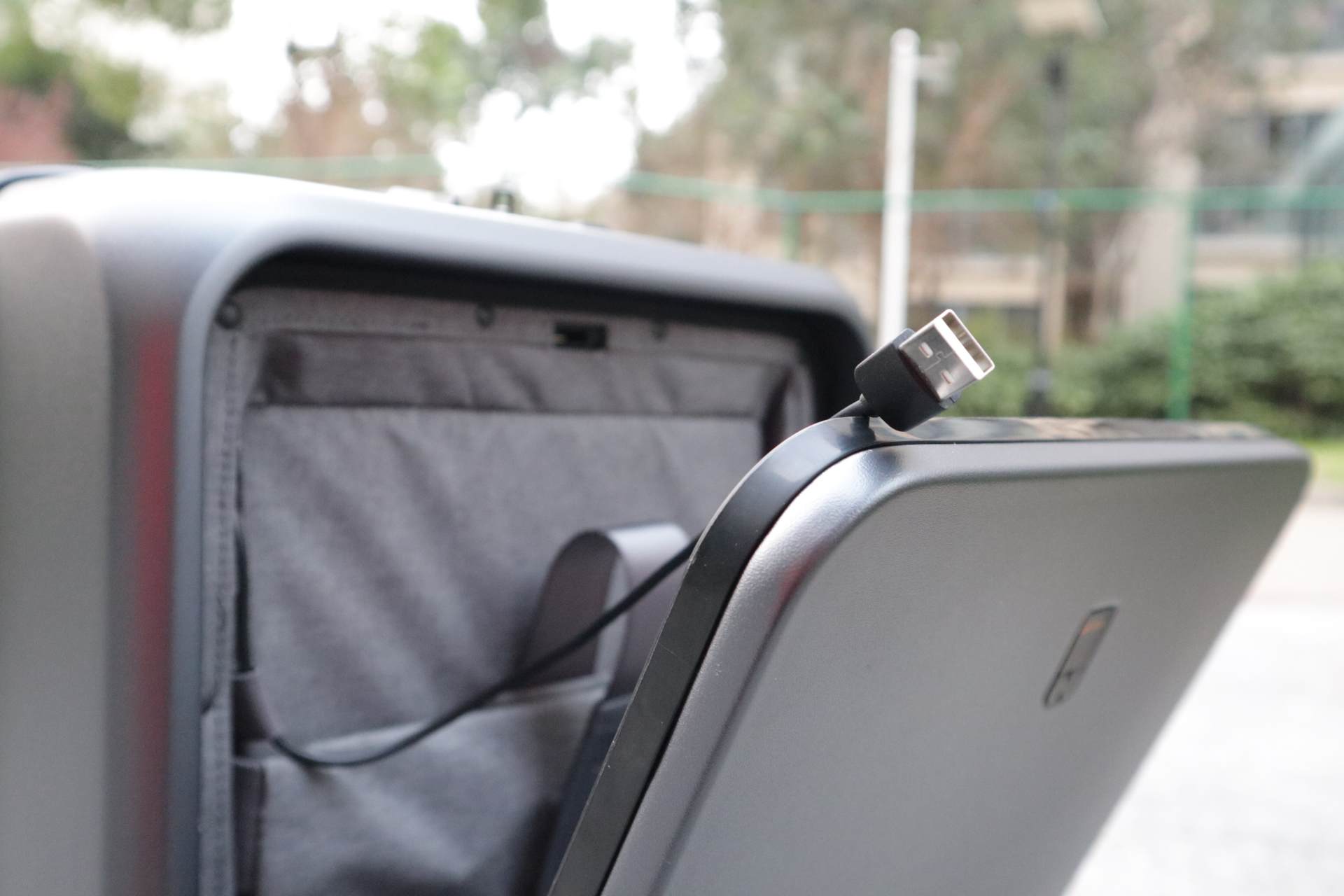 地平线8号拉杆箱视频,地平线八号行李箱能装多少