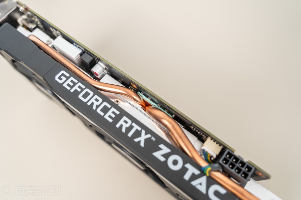 索泰显卡2060s霹雳版oc和x-gaming,索泰rtx2060霹雳oc背板