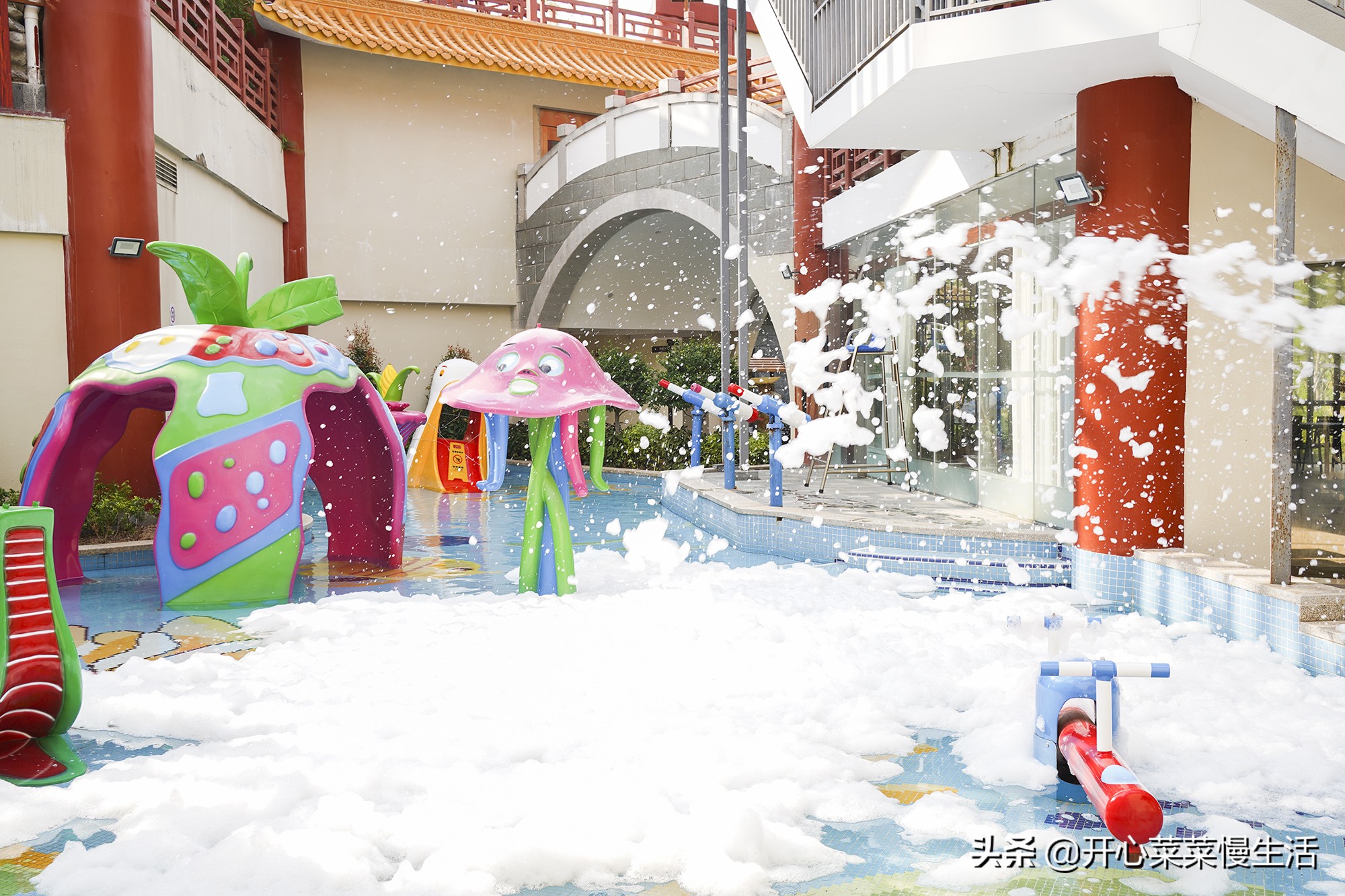 广东潮州有个温泉梯田，被人誉为蓬莱仙境，有粤东第一温泉之称