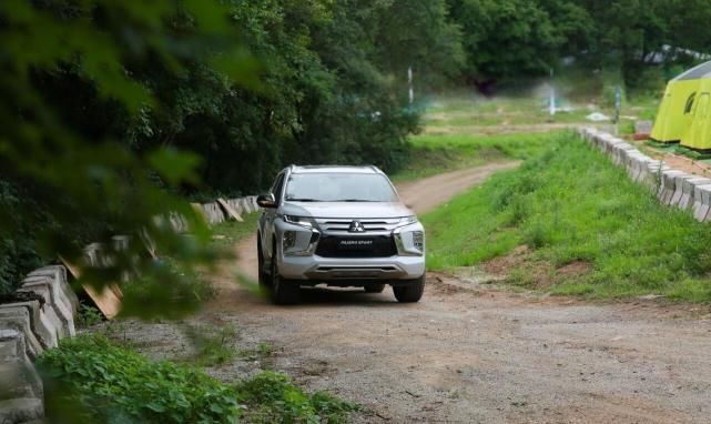 三菱pajerosport老款,三菱帕杰罗pajero越野测评