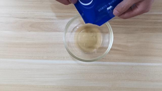 鸡蛋清加洗衣液真的能成功吗,鸡蛋清和洗衣液可以混用吗