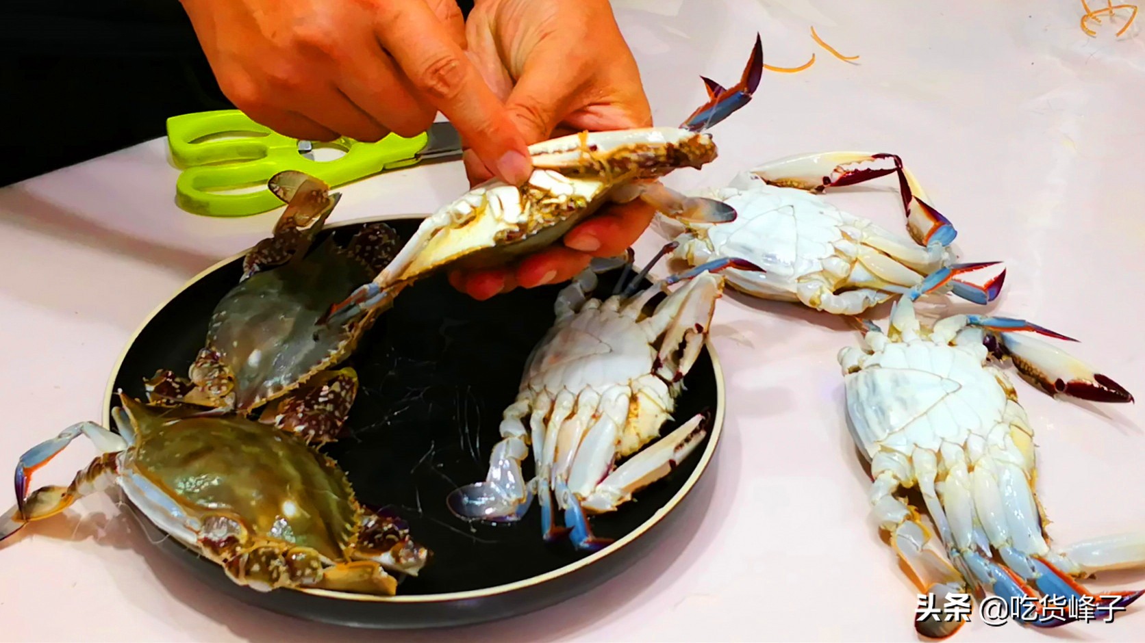 蒸螃蟹为什么会出汤,蒸螃蟹为啥倒着放水