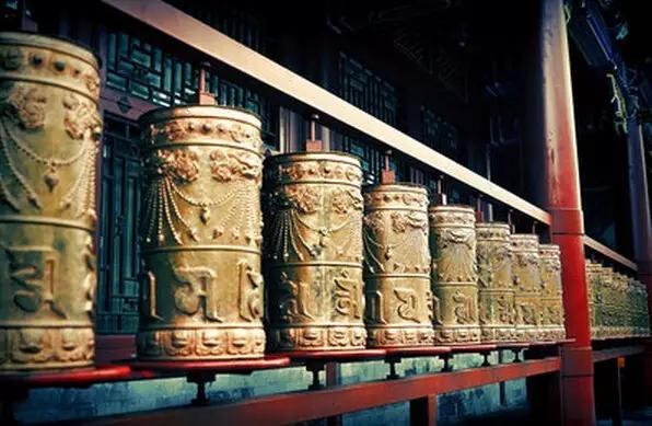 转经筒音乐完整,转经筒上的梵音