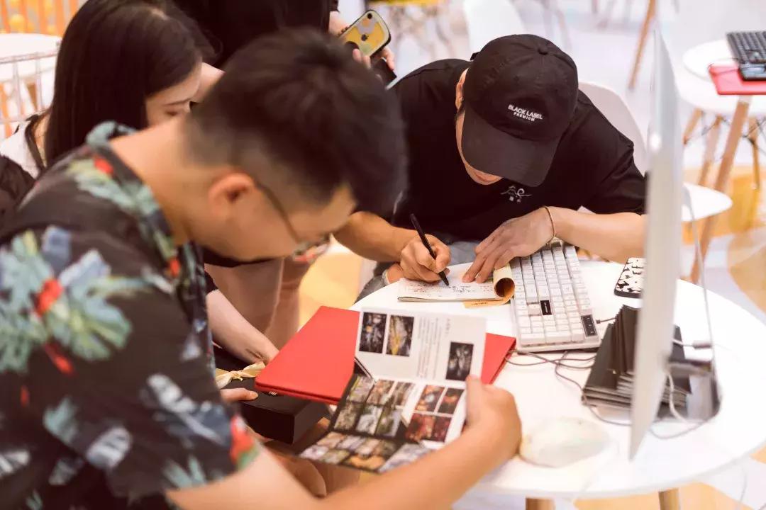 从万元婚纱照到10万婚宴，为什么全福州备婚的人都来参加喜事会