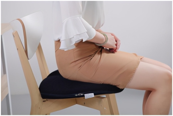 别人坐过的热板凳能立即去坐么,别人坐过的热凳子会有传染病吗