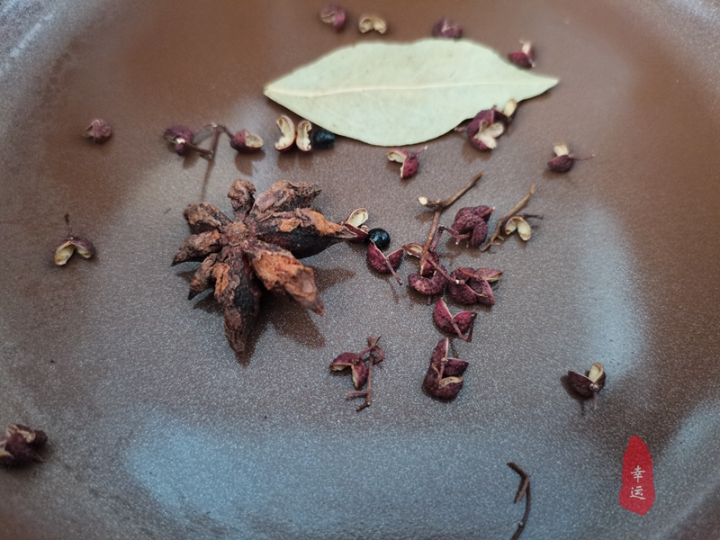 烫面冬瓜包子怎么做好吃又简单,冬瓜馅料的包子