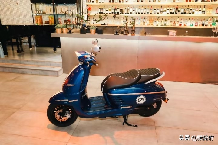 标致姜戈150VS光阳弯道情人150，复古与运动谁更适合你