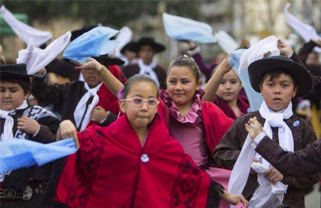 阿根廷失去的三十年,阿根廷靠什么维持经济
