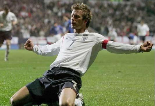 贝克汉姆个人照,贝克汉姆年轻时帅照万人迷