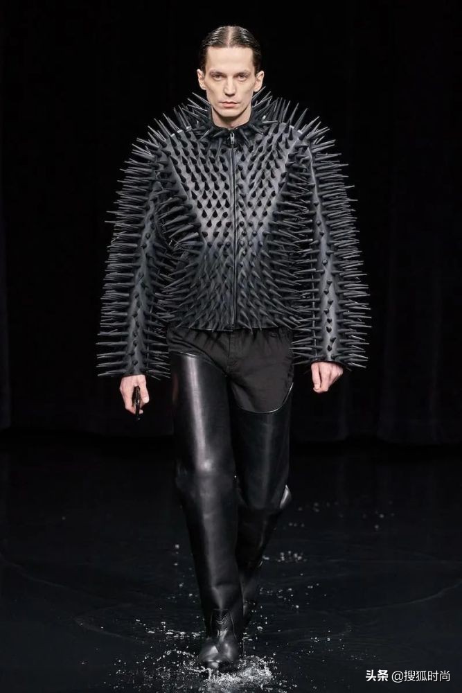 卡戴珊与侃爷大婚,卡戴珊为前夫侃爷庆生