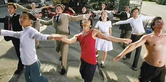 周星驰x李力持恩怨30年：无敌是多么寂寞