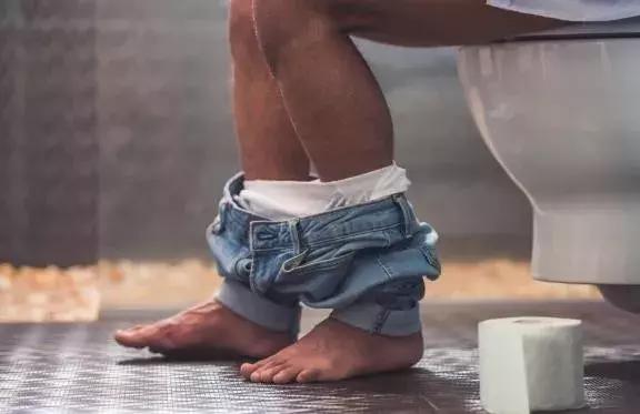 “蛋蛋”又湿又痒，我这是怎么了？