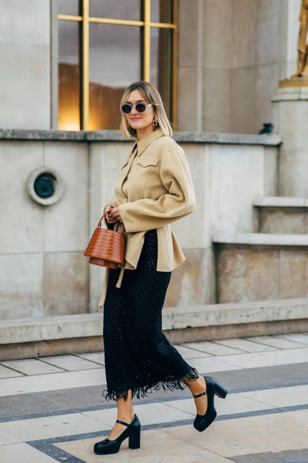 浅驼色十种高级配色,驼色加这四种颜色显高贵